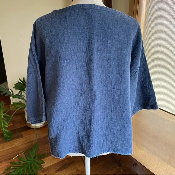 Eileen Fisher Lagenlook Organic Cotton/Linen Woven Casual Blue Boxy Top - Picture 3 of 10